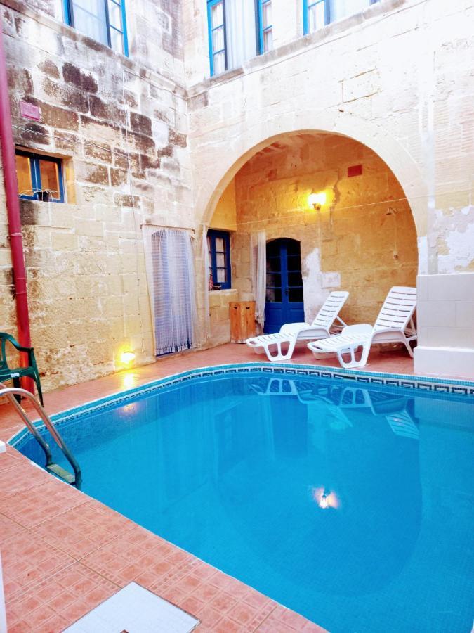 Casa vacanze Ta Lucia Farmhouse With Private Pool And Bbq